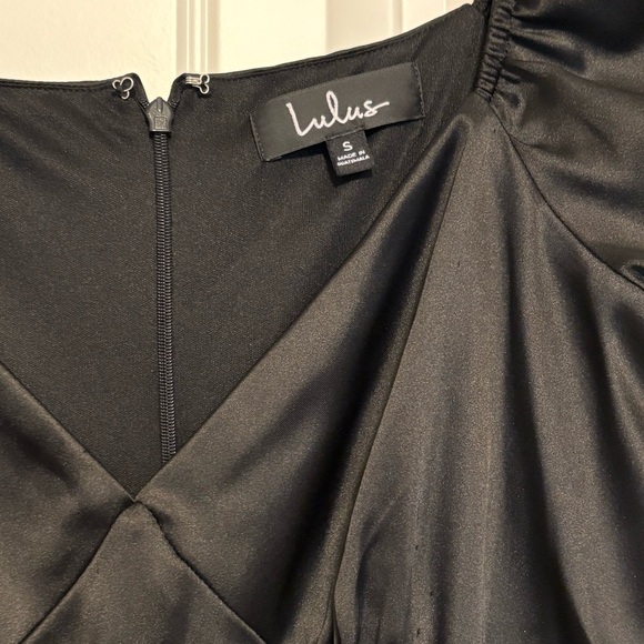 Lulu’s Black Satin Flared Pantsuit with ruffled shoulders - Picture 6 of 10